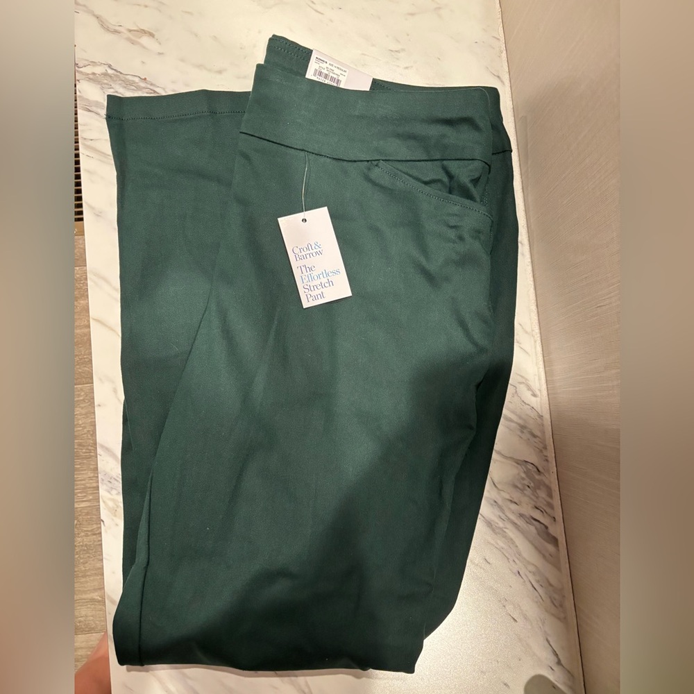 Croft & Barrow Green Chinos for Casual Wear